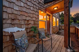 330 NE Elk Pl, Seattle, WA 98115 - Photo 26