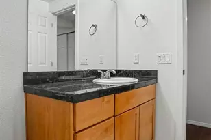 14300 32nd Ave NE, Seattle, WA 98125 - Photo 10