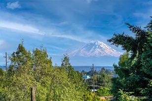 332 NE Elk Pl, Seattle, WA 98115 - Photo 24