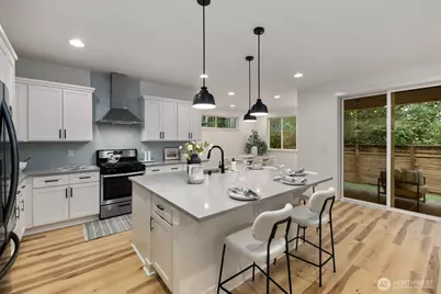13427 Edmunds Parkway E, Bonney Lake, WA 98391 - Photo 8