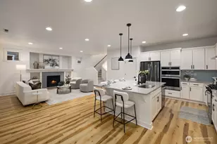 13427 Edmunds Pkwy E, Bonney Lake, WA 98391 - Photo 6