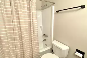 1315 K St NE, Auburn, WA 98002 - Photo 6