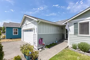 1937 Village Cir, Port Angeles, WA 98362 - Photo 4