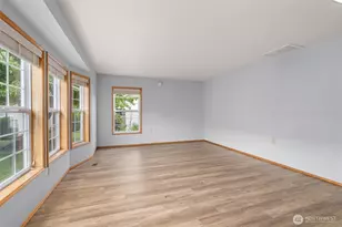 1182 Emerson Ln, Centralia, WA 98531 - Photo 6