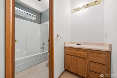 21815 SE 271st Street, Maple Valley, WA 98038 - Photo 20