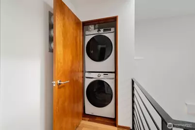 209 12th Ave E, Seattle, WA 98102 - Photo 22