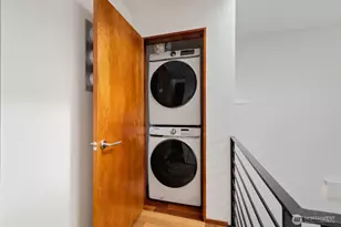 209 12th Ave E, Seattle, WA 98102 - Photo 22