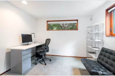209 12th Ave E, Seattle, WA 98102 - Photo 36