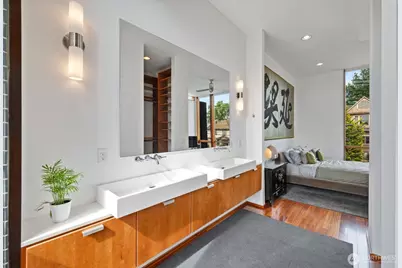209 12th Ave E, Seattle, WA 98102 - Photo 34