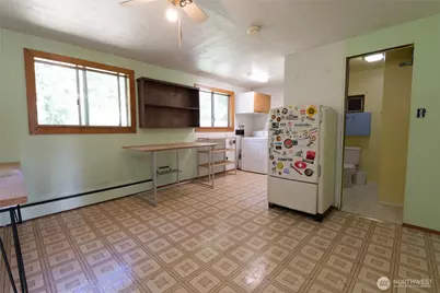 14808 Larch Way, Lynnwood, WA 98087 - Photo 10