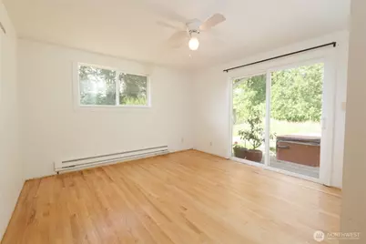 14808 Larch Way, Lynnwood, WA 98087 - Photo 20