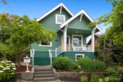 4611 34th Avenue W, Seattle, WA 98199 - Photo 1
