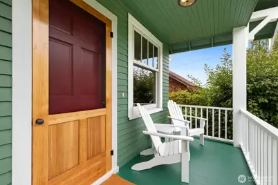 4611 34th Avenue W, Seattle, WA 98199 - Photo 2