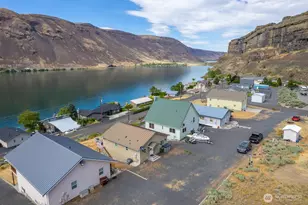 32611 Lakeshore Dr NE, Coulee City, WA 99115 - Photo 2