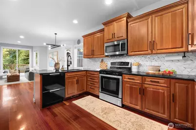 1756 Monroe Avenue NE, Renton, WA 98056 - Photo 10