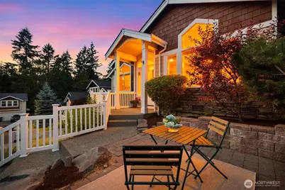 1756 Monroe Avenue NE, Renton, WA 98056 - Photo 2
