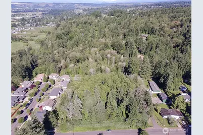 1701 13th Street SE, Puyallup, WA 98372 - Photo 2