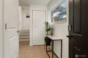 3302 W Government Way, Seattle, WA 98199 - Photo 2