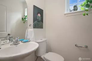 3302 W Government Way, Seattle, WA 98199 - Photo 18