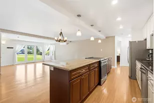 6918 Woodlands Way, Arlington, WA 98223 - Photo 2