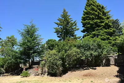 14323 12th Avenue SW, Burien, WA 98166 - Photo 4
