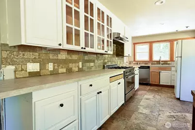 14323 12th Avenue SW, Burien, WA 98166 - Photo 12