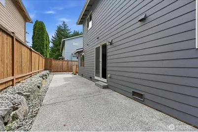 18319 8th Drive SE, Bothell, WA 98012 - Photo 16