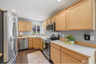 18319 8th Drive SE, Bothell, WA 98012 - Photo 10