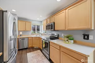18319 8th Dr SE, Bothell, WA 98012 - Photo 10