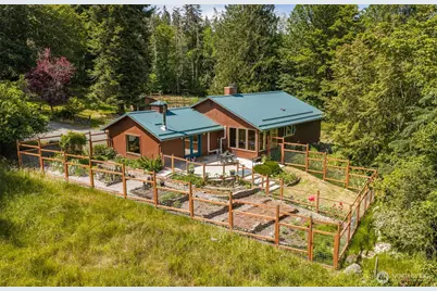 477 Glass Road, Port Angeles, WA 98362 - Photo 2