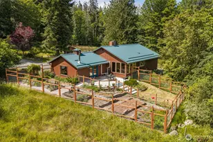 477 Glass Rd, Port Angeles, WA 98362 - Photo 2