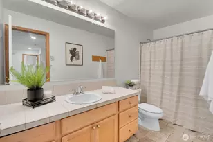 12940 NE 200th Pl, Woodinville, WA 98072 - Photo 26