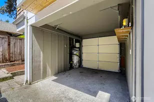 9519 8th Ave NW, Seattle, WA 98117 - Photo 18