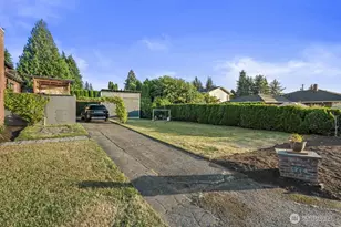 422 Crown Dr, Everett, WA 98203 - Photo 8