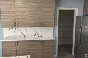 9525 S 221st Pl, Kent, WA 98031 - Photo 10