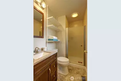 16724 NE 22nd Street, Bellevue, WA 98008 - Photo 12