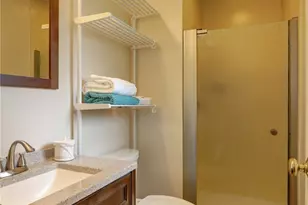 16724 NE 22nd St, Bellevue, WA 98008 - Photo 12