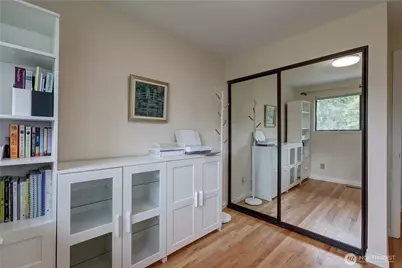 16724 NE 22nd Street, Bellevue, WA 98008 - Photo 16