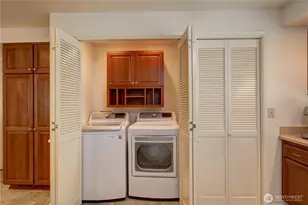 16724 NE 22nd St, Bellevue, WA 98008 - Photo 26