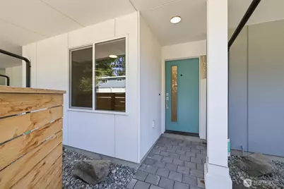 105 B 39th Avenue NW, Seattle, WA 98107 - Photo 32