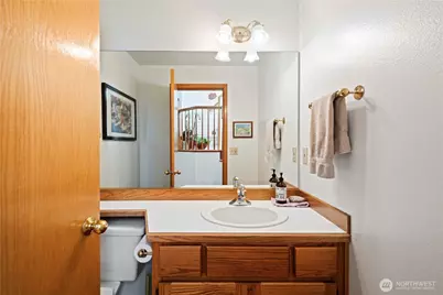419 212th Avenue NE, Sammamish, WA 98074 - Photo 10