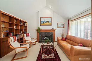 419 212th Ave NE, Sammamish, WA 98074 - Photo 2
