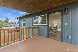 111 Tule Lake Rd E, Tacoma, WA 98445 - Photo 20