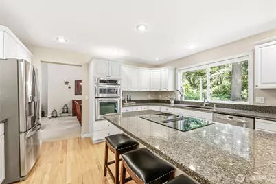 15153 Sunrise Drive NE, Bainbridge Island, WA 98110 - Photo 12