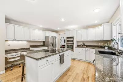 15153 Sunrise Drive NE, Bainbridge Island, WA 98110 - Photo 14