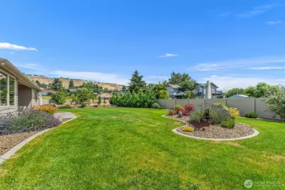 2777 NW Arlenes Court, East Wenatchee, WA 98802 - Photo 36