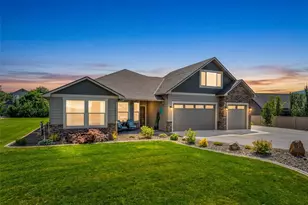 2777 NW Arlenes Ct, East Wenatchee, WA 98802 - Photo 4
