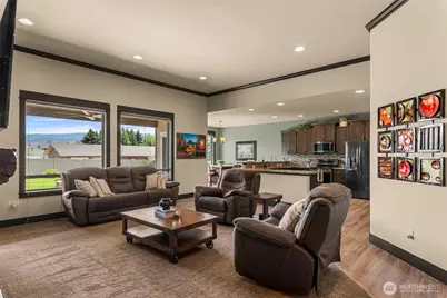 2777 NW Arlenes Court, East Wenatchee, WA 98802 - Photo 10