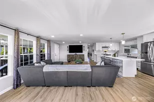 5900 64th St NE, Marysville, WA 98270 - Photo 6