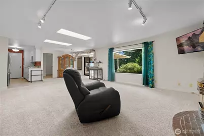 1781 NE 11th Avenue, Oak Harbor, WA 98277 - Photo 4